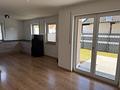 Wunderschöne Gartenwohnung vor den Toren Münchens in Ellgau bei Augsburg - wohnzimmer mit Blick zu Terrasse und Küche