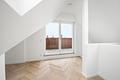 Exklusive 4-Zimmer-Maisonettewohnung mit Dachterrasse im Stattelmann Palais - Dachspitz mit Zugang zum Balkon