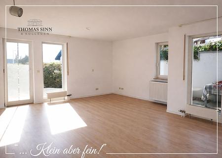 Attraktive, kleine Wohnung 
2 Terrassen - Gartenanteil
 - sofort frei - - Wohnen/Schlafen