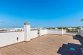 Sehr schöne Obergeschoss-Wohnungen mit 2 Schlafzimmern, 2 Badezimmern, Dachterrasse und 2 Gemeinschaftspool