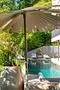 Architekten-Villa mit hochklassiger Ästhetik, Spa-Bereich und Pool in einzigartiger Lage - Poolidylle