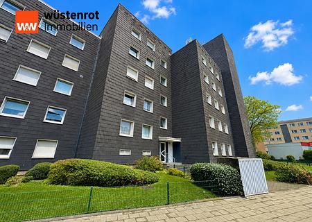 Neues Zuhause: Lichtdurchflutete Wohlfühloase für Ihre Familie in bester Nachbarschaft - Frontansicht
