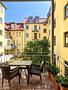 Im Herzen von Neuhausen: Zauberhafte Altbauwohnung, denkmalgeschützt, mit Potential. - Balkon - (KI-genereiert)