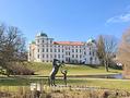 Celle: 5 Wohnungen in excellenter Lage. Ruhig, barrierefrei, aktuell mit Betreutem Wohnen. - Celler Schloss (mit KI)