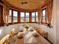 Zuhause mit Alpenpanorama – Zweitwohnsitz & Ferienwohnung mit attraktiven Mieteinnahmen! - Esszimmer-Erker