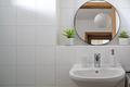 Wohnen am Feldrand – familienfreundliche DHH mit viel Platz und besonderer Wohnatmosphäre - Gäste-Toilette