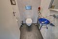 EFH-Highlight in Birkenfeld: Pool, Sauna, Doppelgarage & Gartenparadies, Freisitz und Aussichtslage - Gäste-WC UG