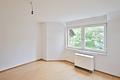 Einziehen & wohlfühlen: Bezugsfreie 3-Zimmer-Wohnung mit Balkon und Tiefgarage in Kuppenheim - Schlafzimmer