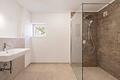 Zum Erstbezug: Großzügige 4-Zimmer-Wohnung im Erdgeschoss mit Privatgarten - Modernes Tageslichtbad