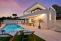 Wunderschöne private Luxusvilla mit Meerblick - 56 Venecia V BC -  Terraza planta baja de noche  (5)