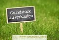 Baugrundstück mit Altbestand Doppelhaushälfte - Verkauf im Bieterverfahren - Grundstück zu verkaufen