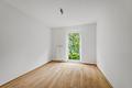 Attraktive 3-Zimmer-Wohnung im begehrten Münchner Süden - Schlafzimmer 1