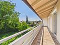 Grünes Familienidyll mit Bergblick – sofort bezugsfreie Doppelhaushälfte auf 578 m² Grundstück - Balkon