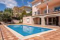 Villa in Bendinat mit Pool und beeindruckendem Blick auf die Bucht von Palma zu verkaufen