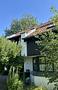 Stadtnah und direkt am Park! Familienheim mit spannender Architektur, 7 Zimmern und Garten - Hausansicht