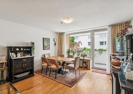 Kapitalanlage * Gepflegte 3-Zimmer-ETW mit Balkon * Kauf mit Nießbrauchrecht * Kein Sofortbezug - Titelbild