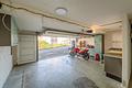 Reihenendhaus mit 6 Zimmern, zwei Balkonen & PV-Anlage – flexibel nutzbar und sofort bezugsfrei - Garage