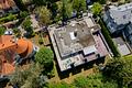 Ruhiges Wohnen auf zwei Ebenen mit ca. 124 m² Gesamtfläche in grüner Umgebung - Drohnenaufnahme