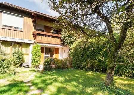 DHH - Ihr neues Zuhause in Freilassing – ca. 159 m² Wohnfläche, schöner Garten und viel Platz - Hausansicht