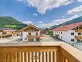 Schliersee-Neuhaus: Exklusive 3-Zimmer Landhaus-Wohnung im Obergeschoss mit Bergpanoramablick - Ausblick vom Balkon