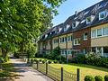 Helle Maisonettewohnung mit Südbalkon in ruhiger Alleestraße – modernes Wohnen in Krefeld-Kempener Feld - 003 Hausansicht