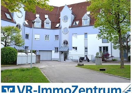 helle, großzügige 2-Zimmer Wohnung - Außenansicht