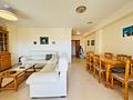 Appartement mit 4 Schlafzimmern und 2 Bädern in 1. Strandlinie