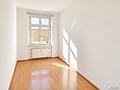 Vermieteter Altbau: 132 m² mit langfristiger Perspektive - Schlafzimmer I