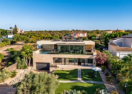 Außergewöhnliche Villa mit Meer- und Bergblick in der Bucht von Palma