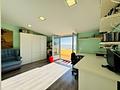Maisonette-Wohnung mit 3 Schlafzimmern, 2 Bädern, 2 Kfz-Stellplätzen, Gemeinschaftspool und Meerblick nur 100 m vom Strand