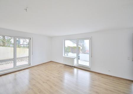 Traumhafte 3-Zimmer-Wohnung zur Miete mit toller Aussicht! - Wohn-Esszimmer