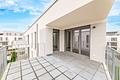 HEGERICH: Wohnen im Grünen – moderne 4-Zimmer-Wohnung mit Loggia in Boxdorf - großzügiger, überdachter Balkon