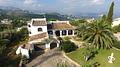 Villa mit großem Grundstück und ebener Zufahrt, herrlichem Ausblick, großen Terrassen, BBQ, ZH, Klima, Garage u.v.a.m.