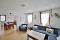 Gepflegtes Einfamilienhaus mit großem Garten, Terrasse und flexiblem Raumangebot für die Familie - Wohnzimmer