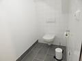 Flexible Wohn- und Gewerbeeinheit in 83404 Ainring mit Terrasse und idealer Work-Life-Kombination - WC