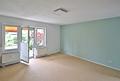 Helle Zweizimmerwohnung mit Garten und TG-Stellplatz - Wohnzimmer
