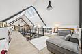 Exklusives Landhaus mit Loft-Charme in Pulheim - Galerie mit Bibliothek und Leseecke 