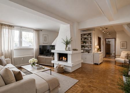 ++ Bestlage von Frankfurt am Main! Charmante Dachgeschosswohnung mit viel Potenzial ++ - Wohnzimmer - Ansicht 1