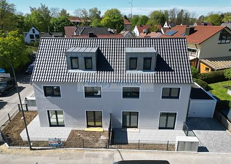2 Doppelhaushälften in Dachau mit Garage / Süd-West-Garten bzw. Nord-West-Garten - Vorderseite