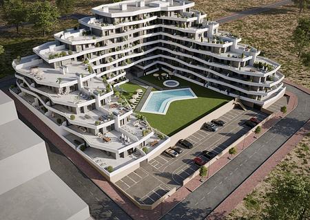 Resort in San Miguel de Salinas - Izquierda piscina
