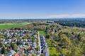 Exklusive Doppelhaushälfte mit sonnigem Südwest-Garten in Forstenried - Ruhige Straße