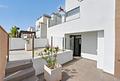 Moderne freistehende Villa mit 3 Schlafzimmern, 2 Bädern, Gäste-WC und privatem Pool in El Raso