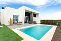 Doppelhaushälften mit 3 Schlafzimmern, 2 Bädern, Dachterrasse, Klimaanlage und Privatpool in der wunderschönen Golfanlage La Finca Resort