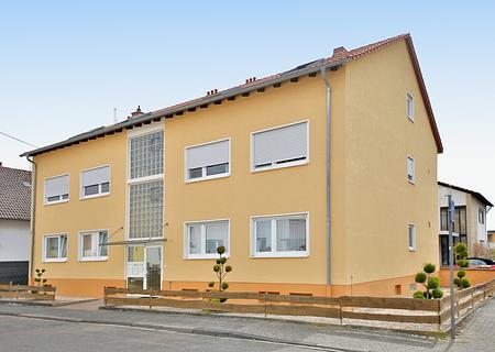 Sonnige 2-Zimmer-Dachgeschosswohnung - Ansicht