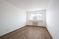 Über den Dächern Erdings – Helle 2-Zimmer-Wohnung mit Balkon und schönem Ausblick - Schlafzimmer