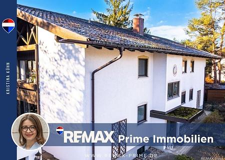 Zwei Etagen, ein großes Familienkapitel – vielseitiges Mehrfamilienhaus - jetzt erleben - www.remax-prime.de