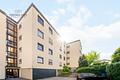 Renovierte 3-Zimmer-Wohnung mit Garage, Balkon und Heuchelberg-Blick in guter Lage - Hofansicht