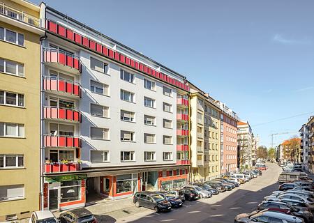Wohn- und Geschäftshaus: 55 Wohn- und 3 Gewerbeeinheiten mit interessantem Potenzial in guter Lage - Liegenschaft in gefragter Lage