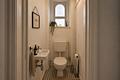 Ihr neues Zuhause im Herzen Frankfurts – 4 Zimmer mit Altbaucharakter - WC Homestaging
