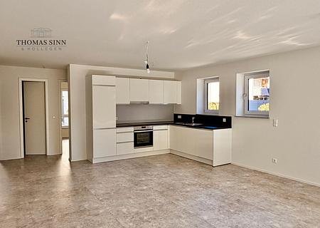 Neuwertige 3-Zimmer-Erdgeschosswohnung mit Terrasse TG- und Außenstellplatz - Wohn-/Esszimmer
